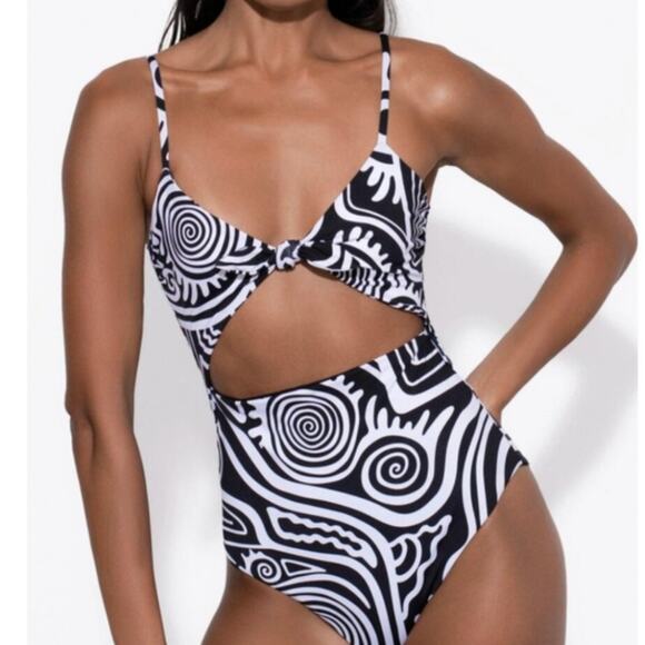 Mara Hoffman Other - Mara Hoffman Black and White Kia One Piece Swimsuit XS